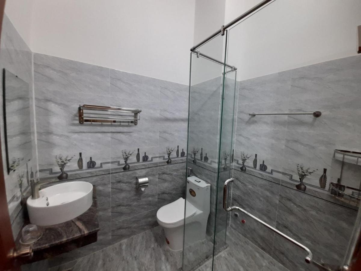 Khach San Nguyen Long Otel Bao Loc Dış mekan fotoğraf