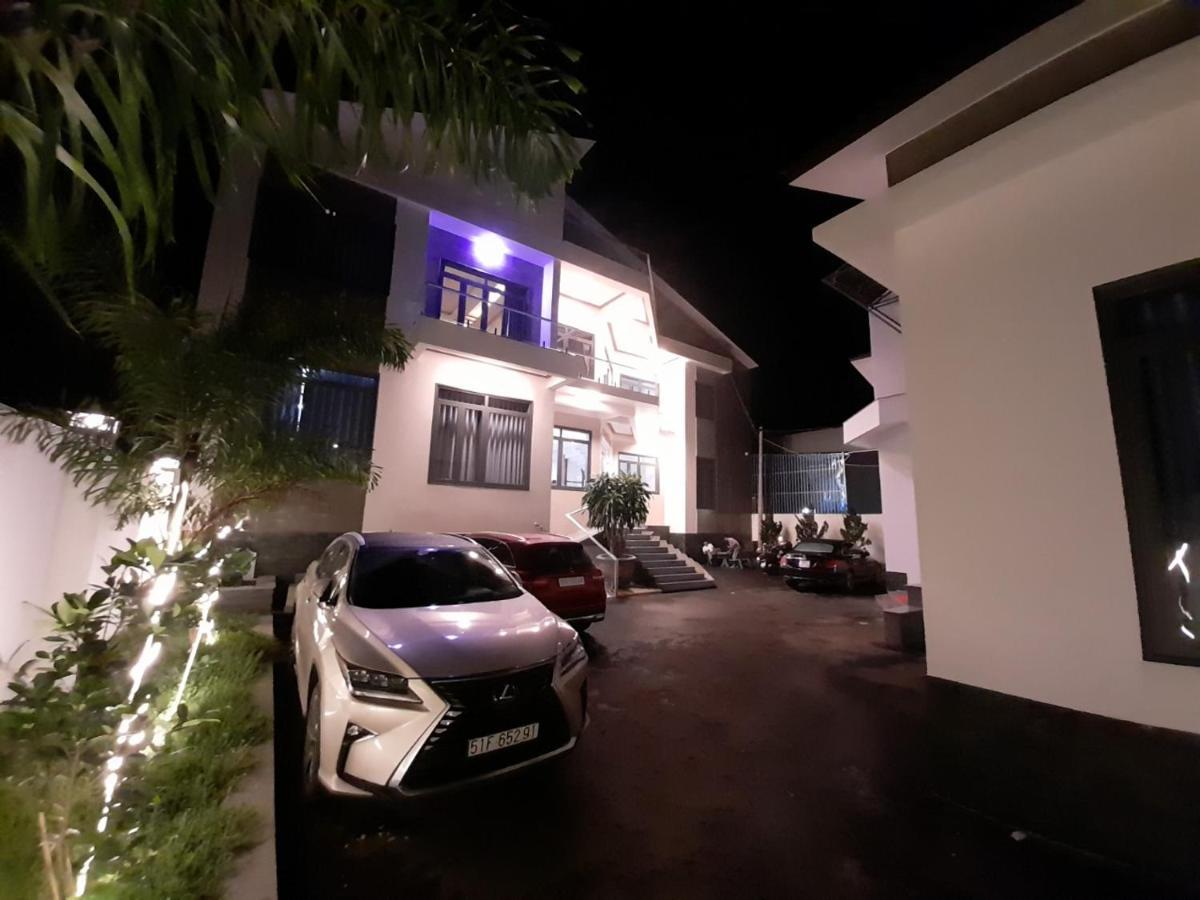 Khach San Nguyen Long Otel Bao Loc Dış mekan fotoğraf