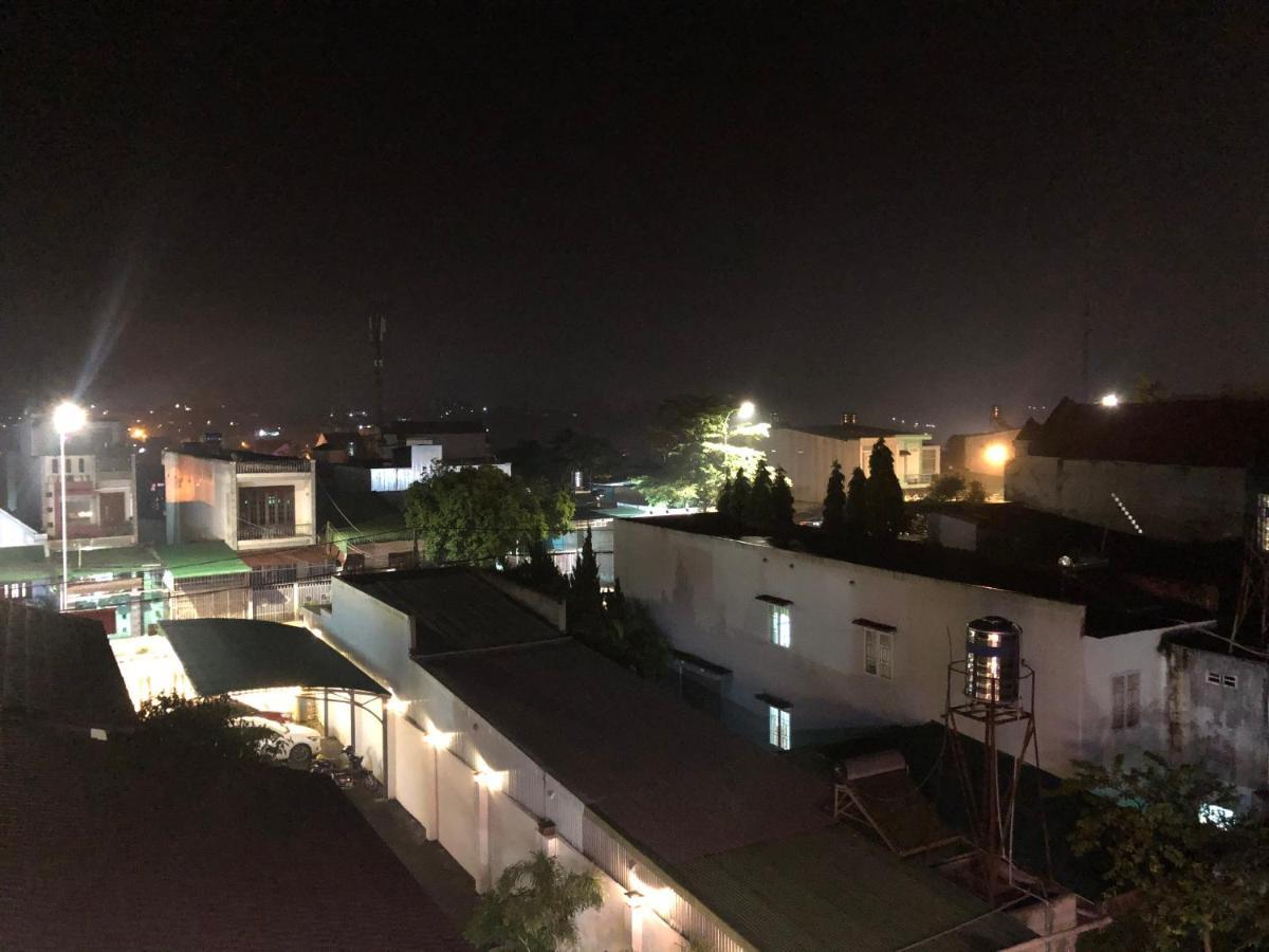Khach San Nguyen Long Otel Bao Loc Dış mekan fotoğraf