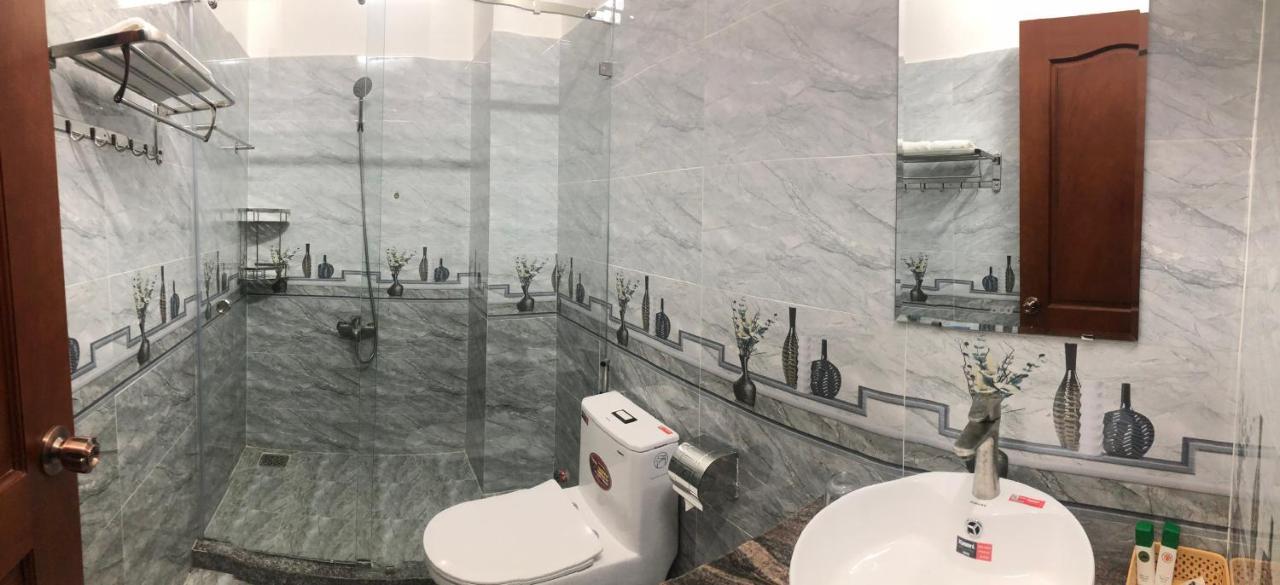 Khach San Nguyen Long Otel Bao Loc Dış mekan fotoğraf